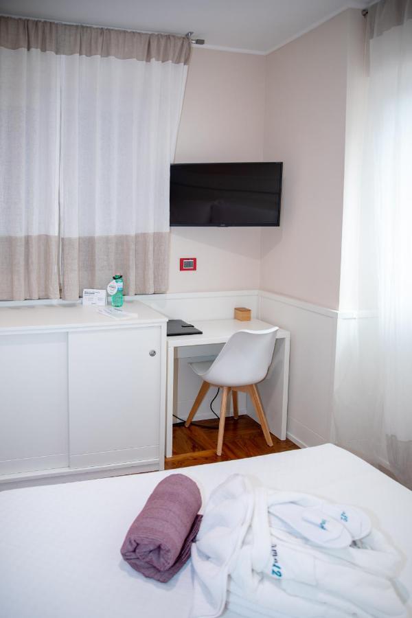 Emma 12 Hotel Roma Ngoại thất bức ảnh